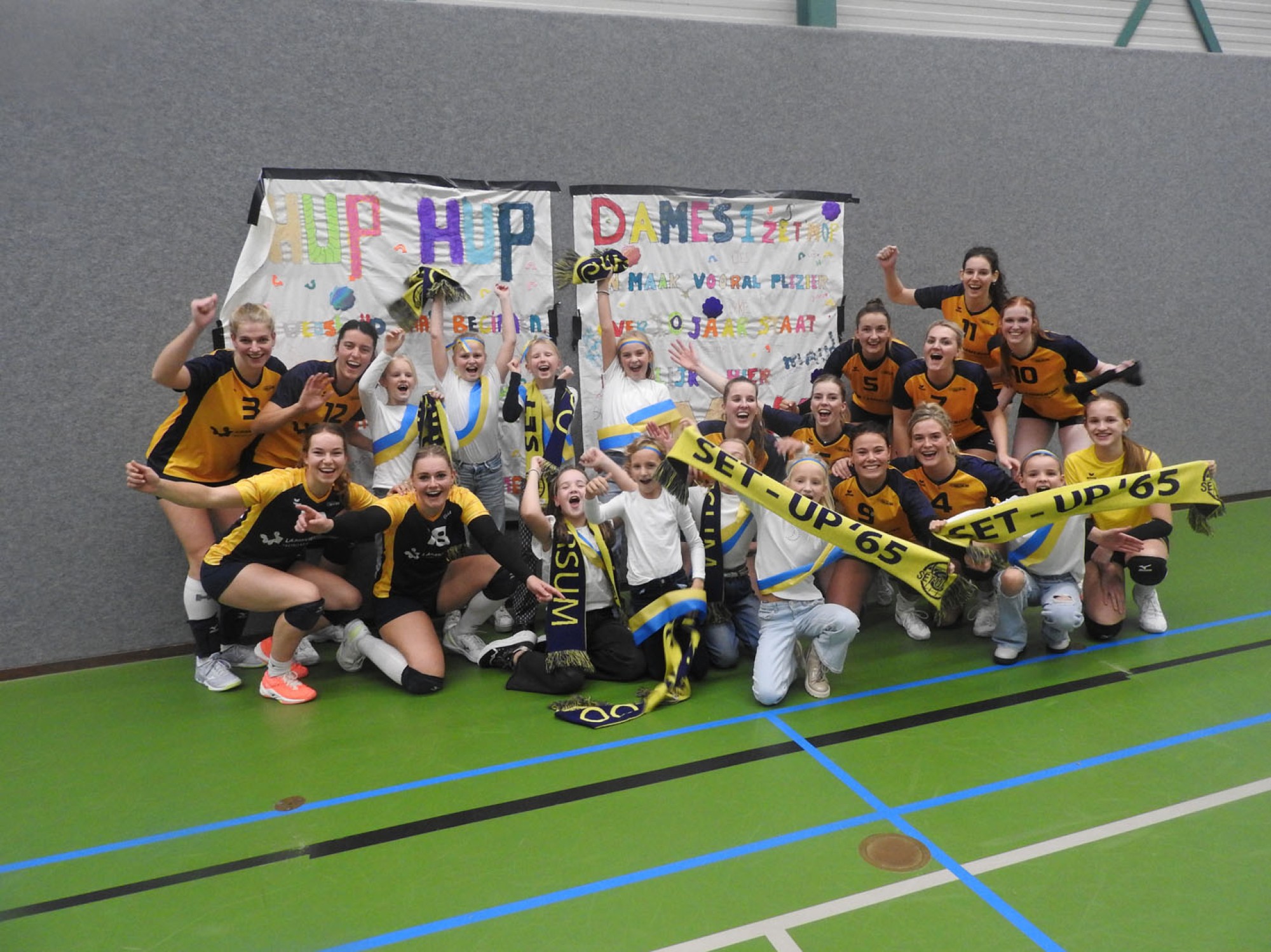 Ouderwetse sfeer in sporthal de Schalm