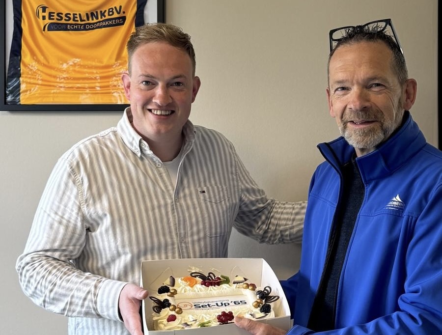 Sponsor in the picture: Hesselink B.V.
